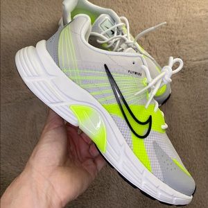 Nike Alphina Wmns Running Shoe size 7.5